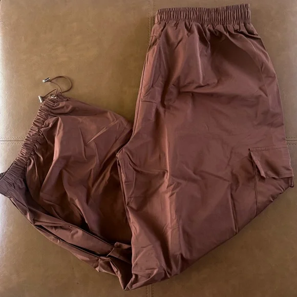 NEW Baggy Parachute Cargo Pants - Picture 2 of 8